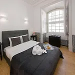 Apartment Luxurious Cais Do Sodre, 4 Bedrooms With View Lisbon