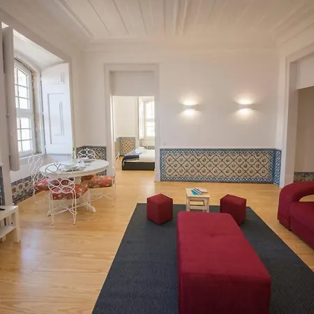 Luxurious Cais Do Sodre, 4 Bedrooms With View Lisbon