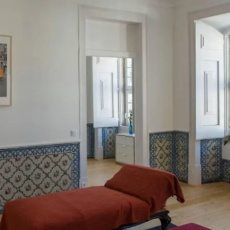 Luxurious Cais Do Sodre, 4 Bedrooms With View