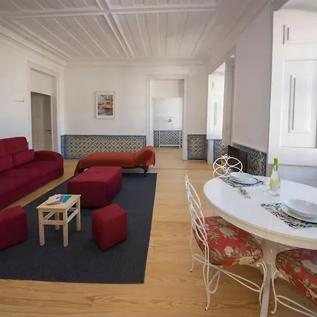 Luxurious Cais Do Sodre, 4 Bedrooms With View *