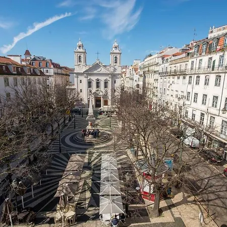 Lägenhet Luxurious Cais Do Sodre, 4 Bedrooms With View Lisboa