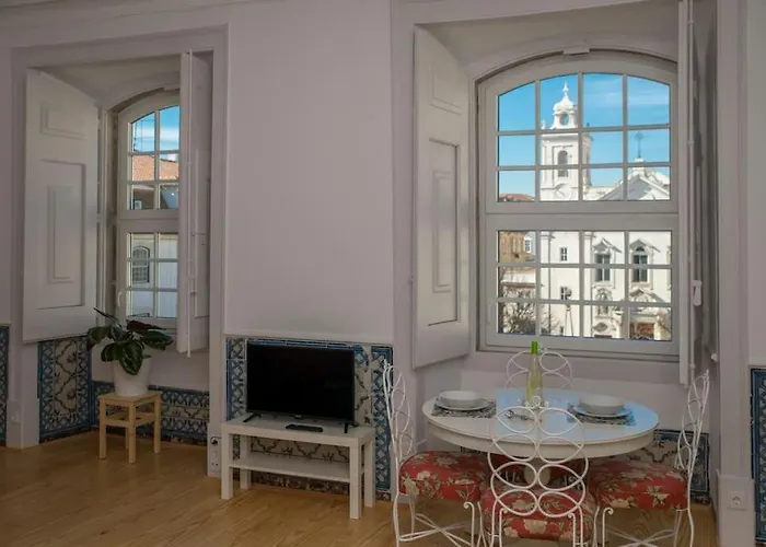 Luxurious Cais Do Sodre, 4 Bedrooms With View Lejlighed