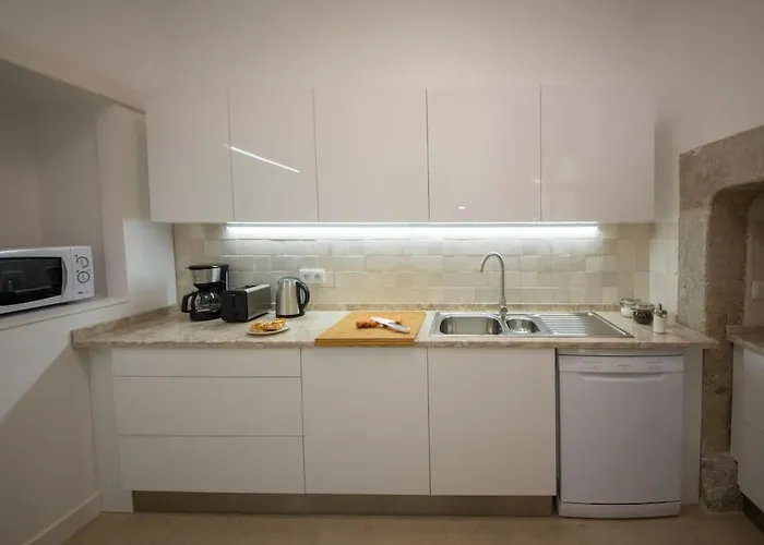 Lejlighed Luxurious Cais Do Sodre, 4 Bedrooms With View