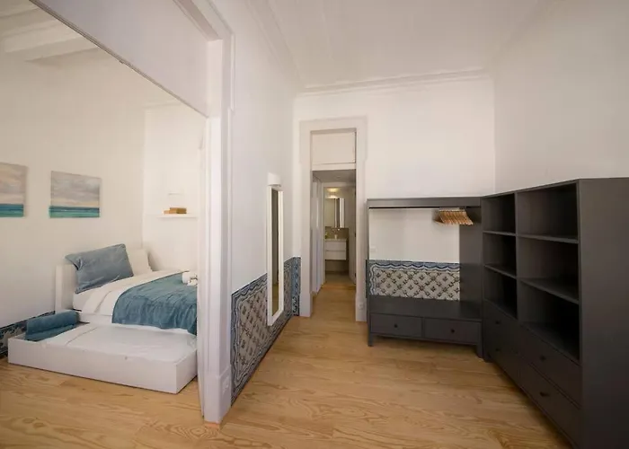 Luxurious Cais Do Sodre, 4 Bedrooms With View Lejlighed