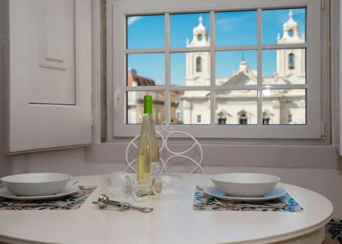 Luxurious Cais Do Sodre, 4 Bedrooms With View Lejlighed *