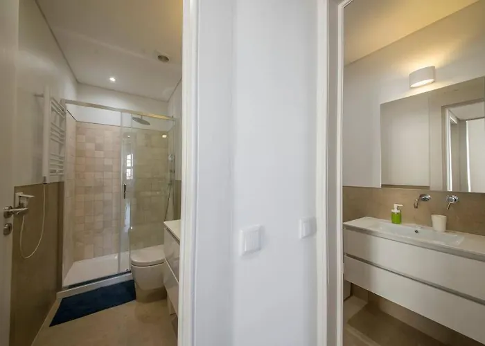 Luxurious Cais Do Sodre, 4 Bedrooms With View Lejlighed Lisboa