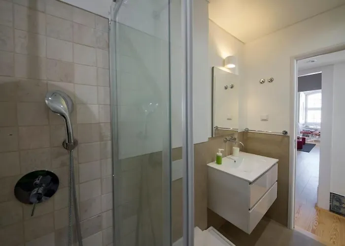 Lejlighed Luxurious Cais Do Sodre, 4 Bedrooms With View Lisboa