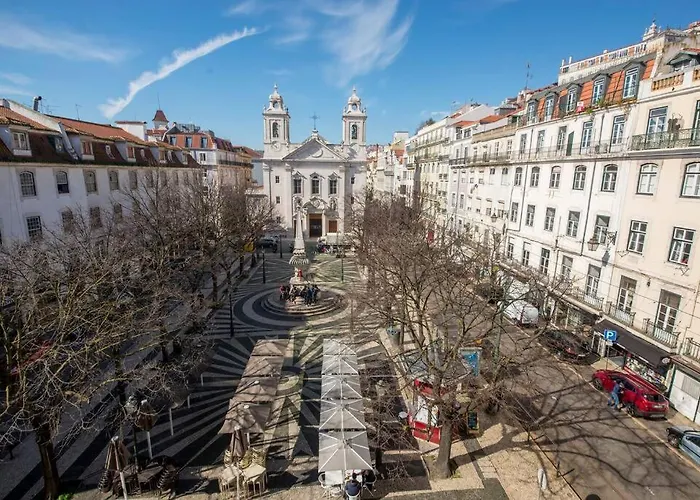 Lejlighed Luxurious Cais Do Sodre, 4 Bedrooms With View Lisboa