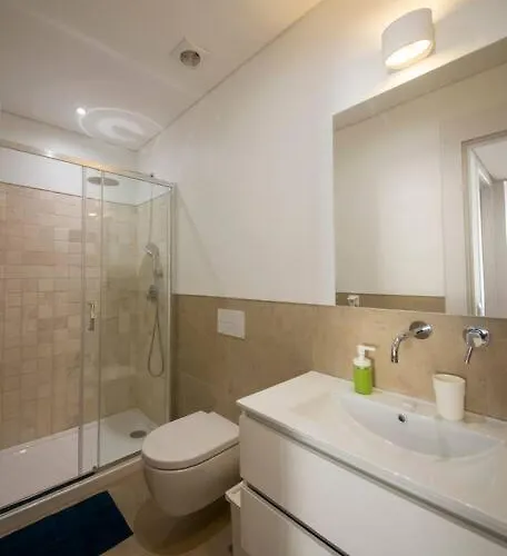 Luxurious Cais Do Sodré, 4 Bedrooms With View * Lisboa