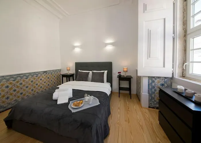 Luxurious Cais Do Sodré, 4 Bedrooms With View Apartamento *