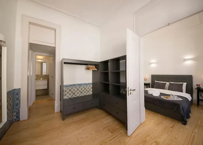 Luxurious Cais Do Sodré, 4 Bedrooms With View