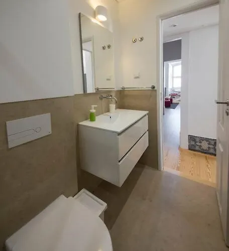 Luxurious Cais Do Sodré, 4 Bedrooms With View Apartamento