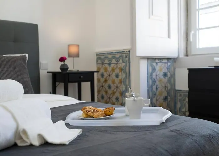 Luxurious Cais Do Sodré, 4 Bedrooms With View Lisboa