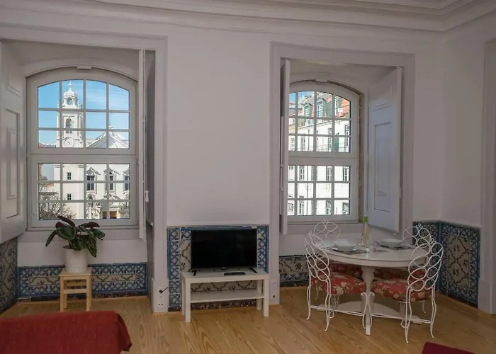 Luxurious Cais Do Sodré, 4 Bedrooms With View Lisboa